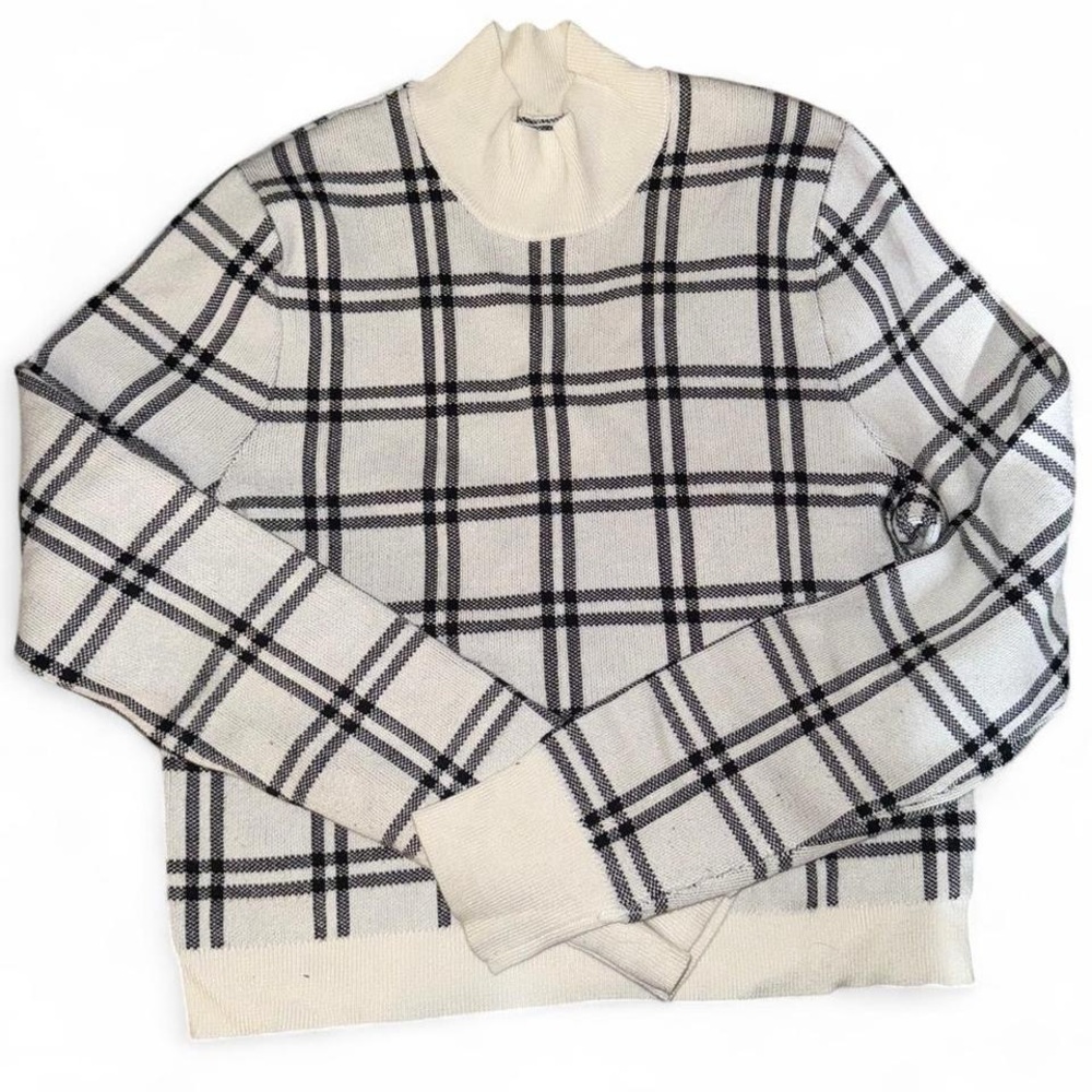 Abercrombie & Fitch White and Black Plaid Sweatshirt